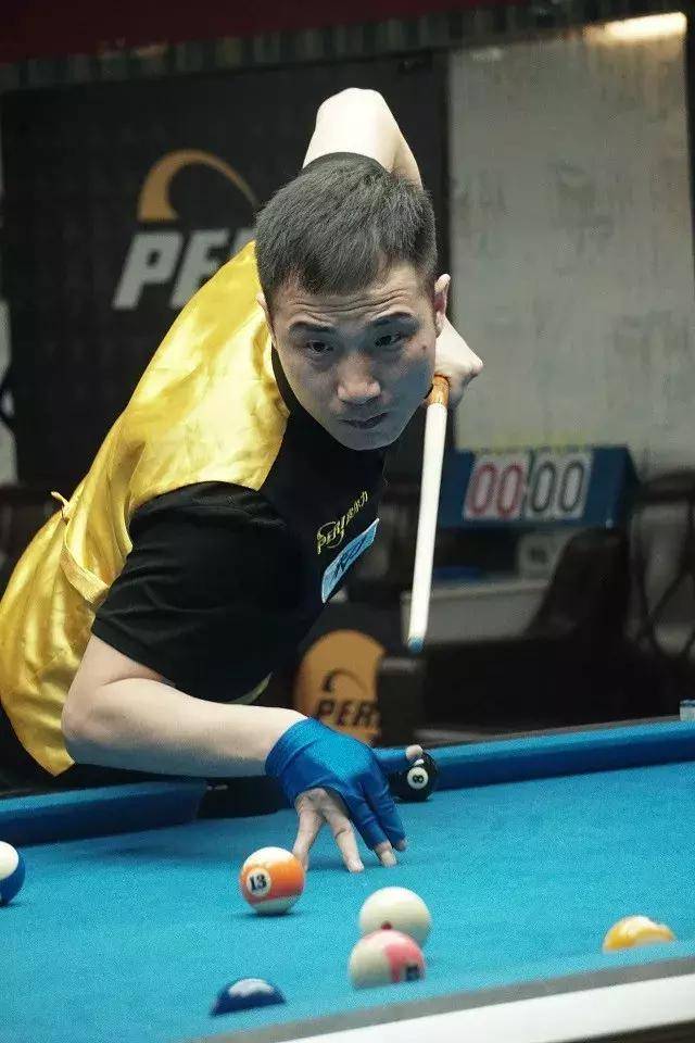 BC.Game 暗示签下 rain